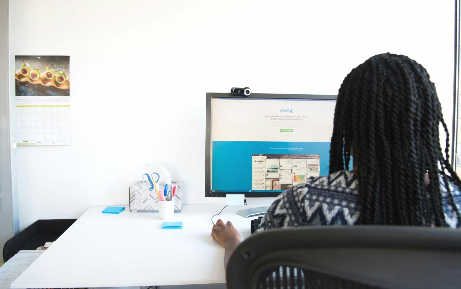 Environnement de travail collaboratif chez prolivaneon