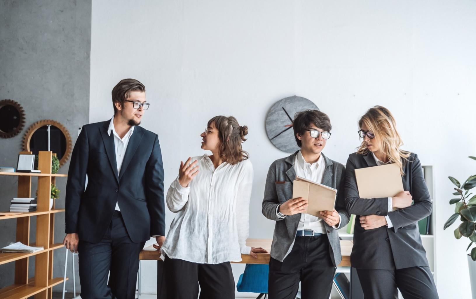 Équipe prolivaneon en session de travail collaboratif